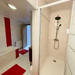 Large 6-bedroom House, Close To Center, Chr Lille